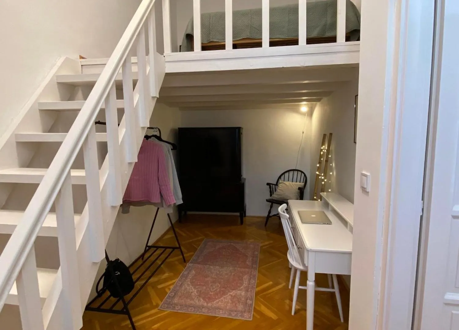 Cityline 3-Bdr Apartment Budapest